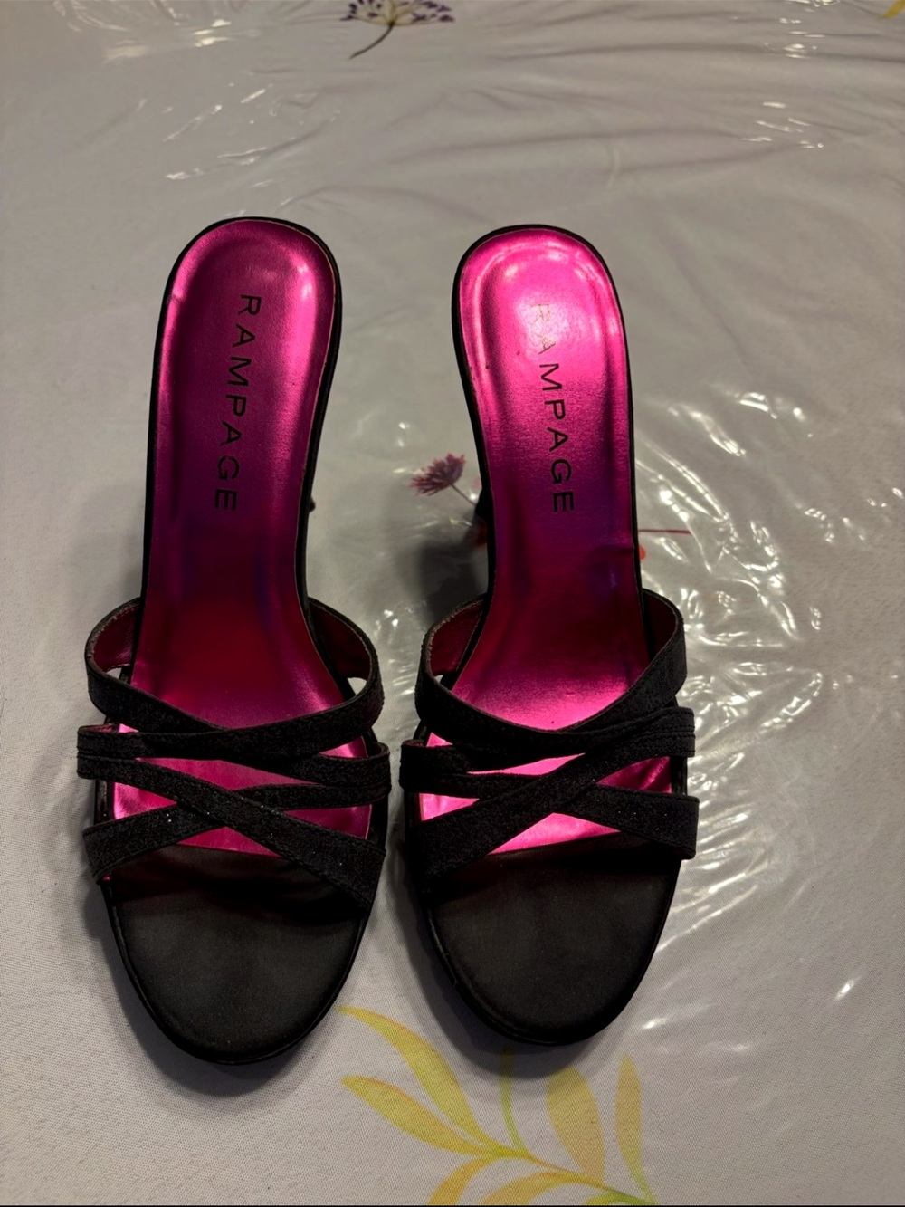 Rampage Black Strappy Mule Sandals with Pink Insole